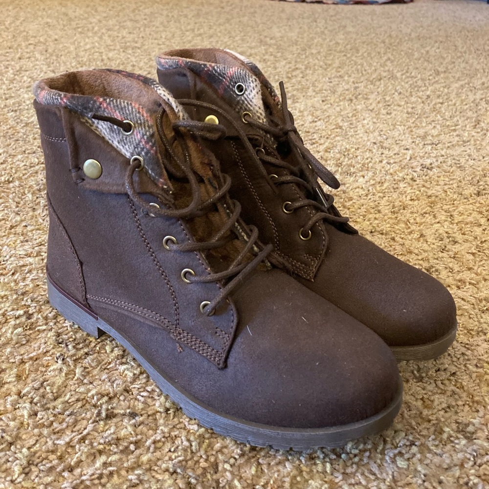 Ankle boots